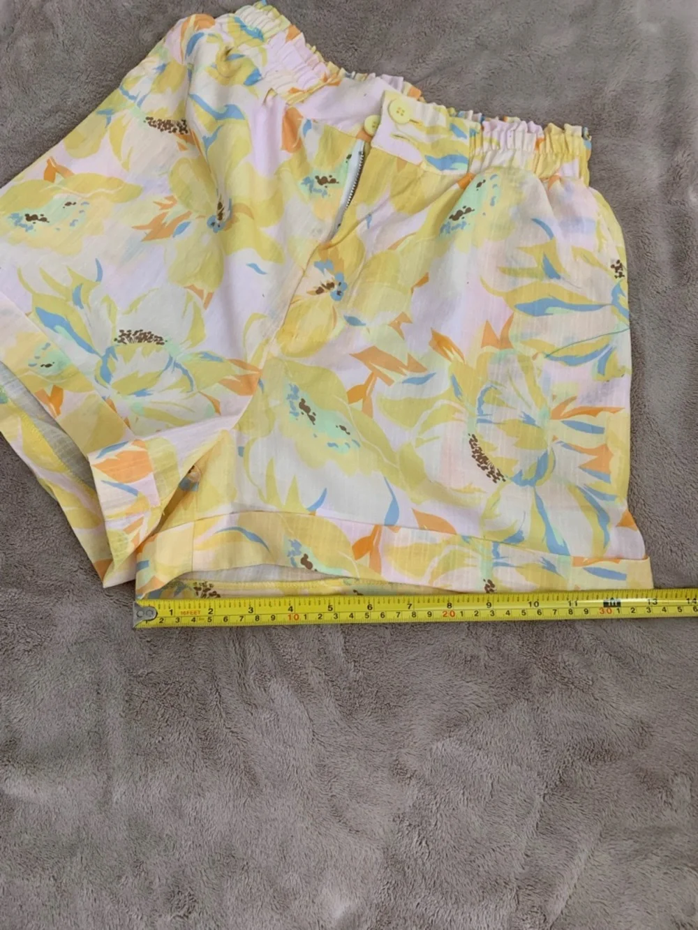 Yellow Floral Linen Blend 2 piece set - Picture 7 of 10